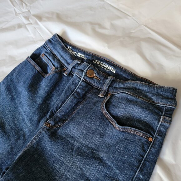 Vintage Jean Shorts High Rise Bermuda Denim Women Size 4 Beach Summer - Picture 5 of 13